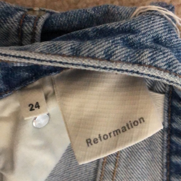 Reformation Cropped Cigarette Jeans - Picture 4 of 8